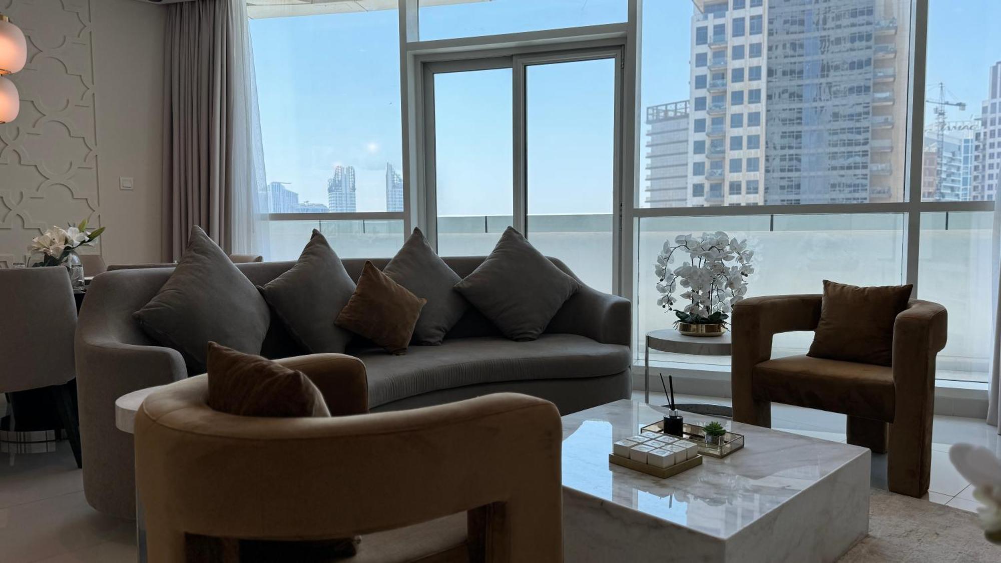 Magnificent - Damac Distinction Downtown Appartement Dubai Buitenkant foto